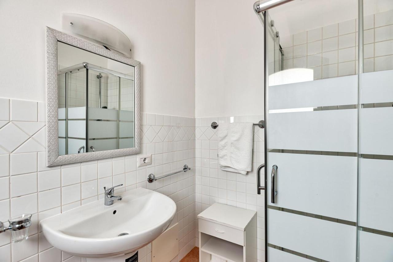 Villa Costanza Стинтино Екстериор снимка